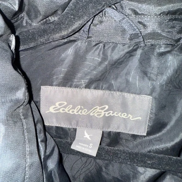 Eddie Bauer Black Puffer Jacket - Picture 2 of 3